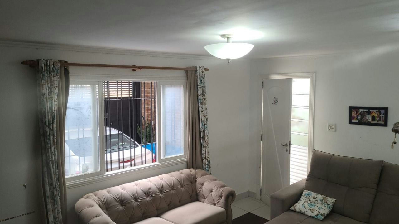 Casa em Vila Carrão - 85m² | 2 dormitórios | 2 vagas