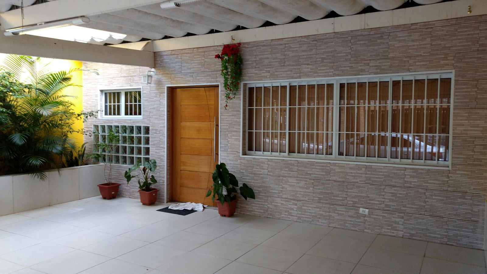 Sobrado em Vila Cleonice - 225m² | 3 dormitórios | 3 vagas - miniatura 2