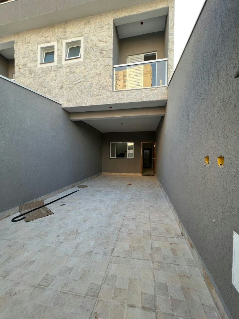 Sobrado em Vila Santa Clara - 90m² | 3 dormitórios | 2 vagas - miniatura 3