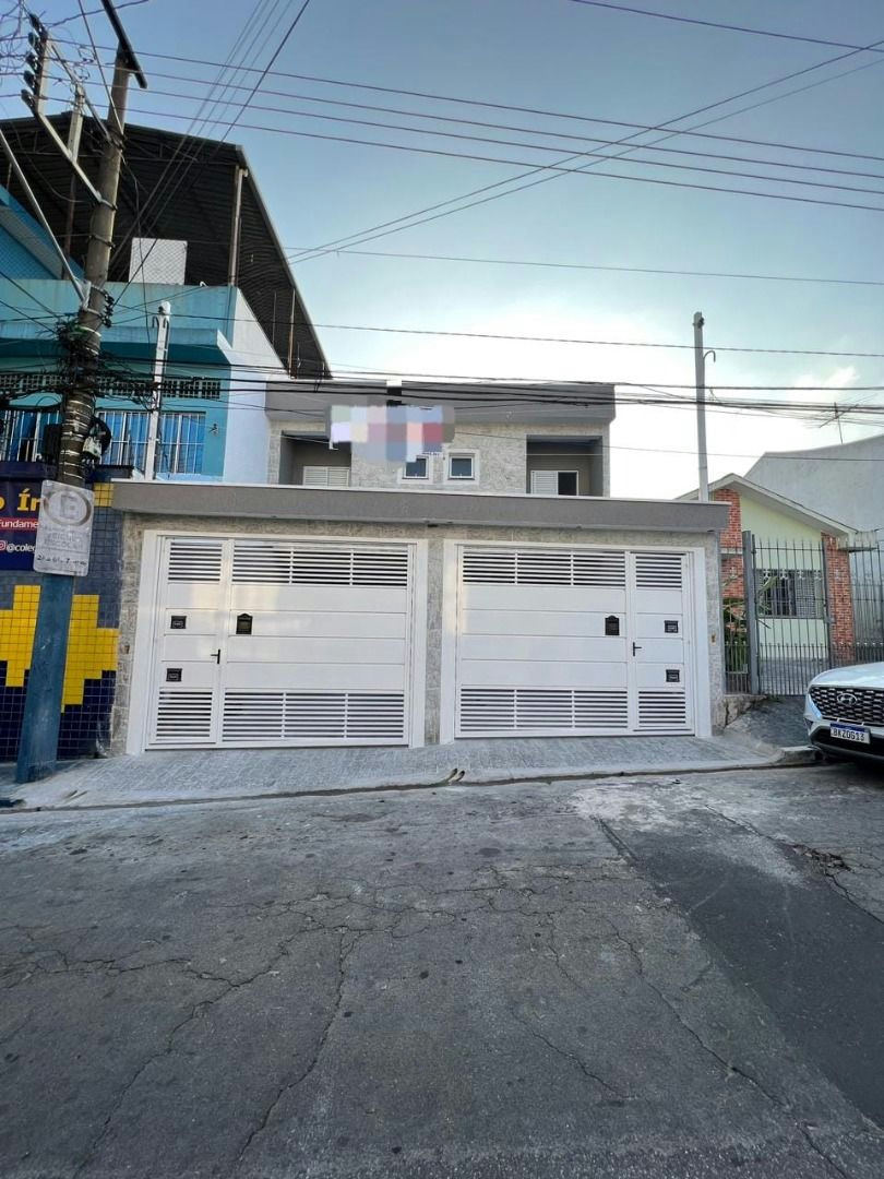 Sobrado em Vila Santa Clara - 90m² | 3 dormitórios | 2 vagas