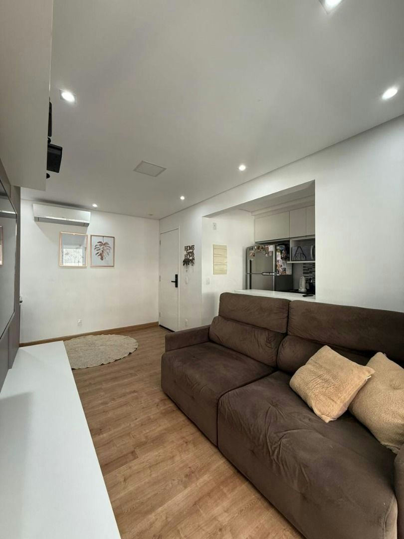 Apartamento em Vila Ema - 62m² | 2 dormitórios | 1 vaga - miniatura 3