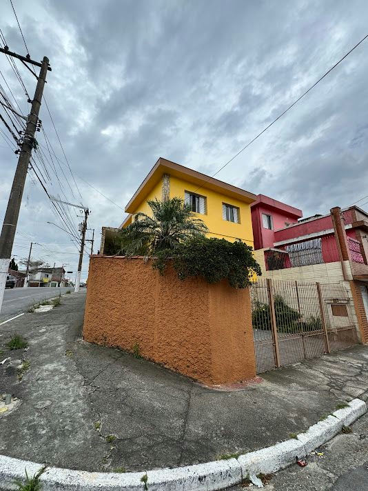 Sobrado em Parque São Lucas - 198m² | 3 dormitórios | 4 vagas - miniatura 2