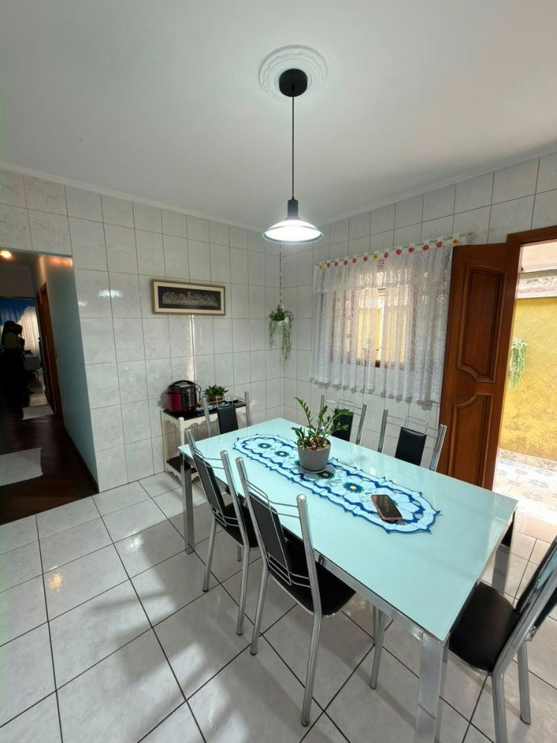 Sobrado em Vila Ivg - 230m² | 5 dormitórios | 2 vagas - miniatura 4