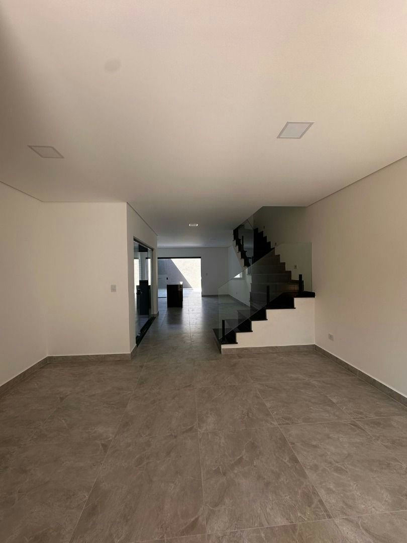 Sobrado em V.Formosa - 130m² | 3 dormitórios | 2 vagas - miniatura 4