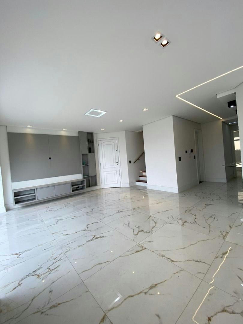 Apartamento em Jardim Anália Franco - 200m² | 3 dormitórios | 4 vagas - miniatura 2