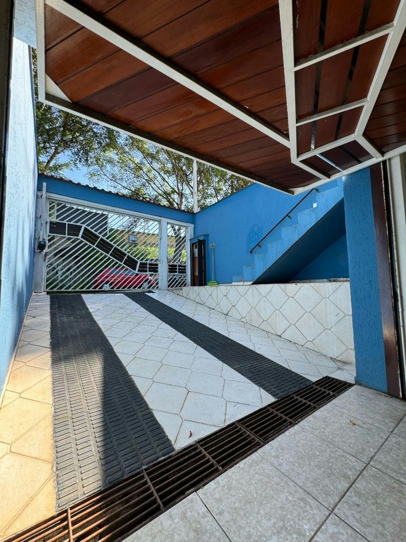 Sobrado em Sítio da Figueira - 200m² | 3 dormitórios | 7 vagas - miniatura 3