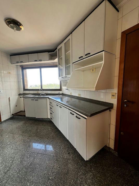 Apartamento em Jardim Teresa - 94m² | 3 dormitórios | 2 vagas - miniatura 2