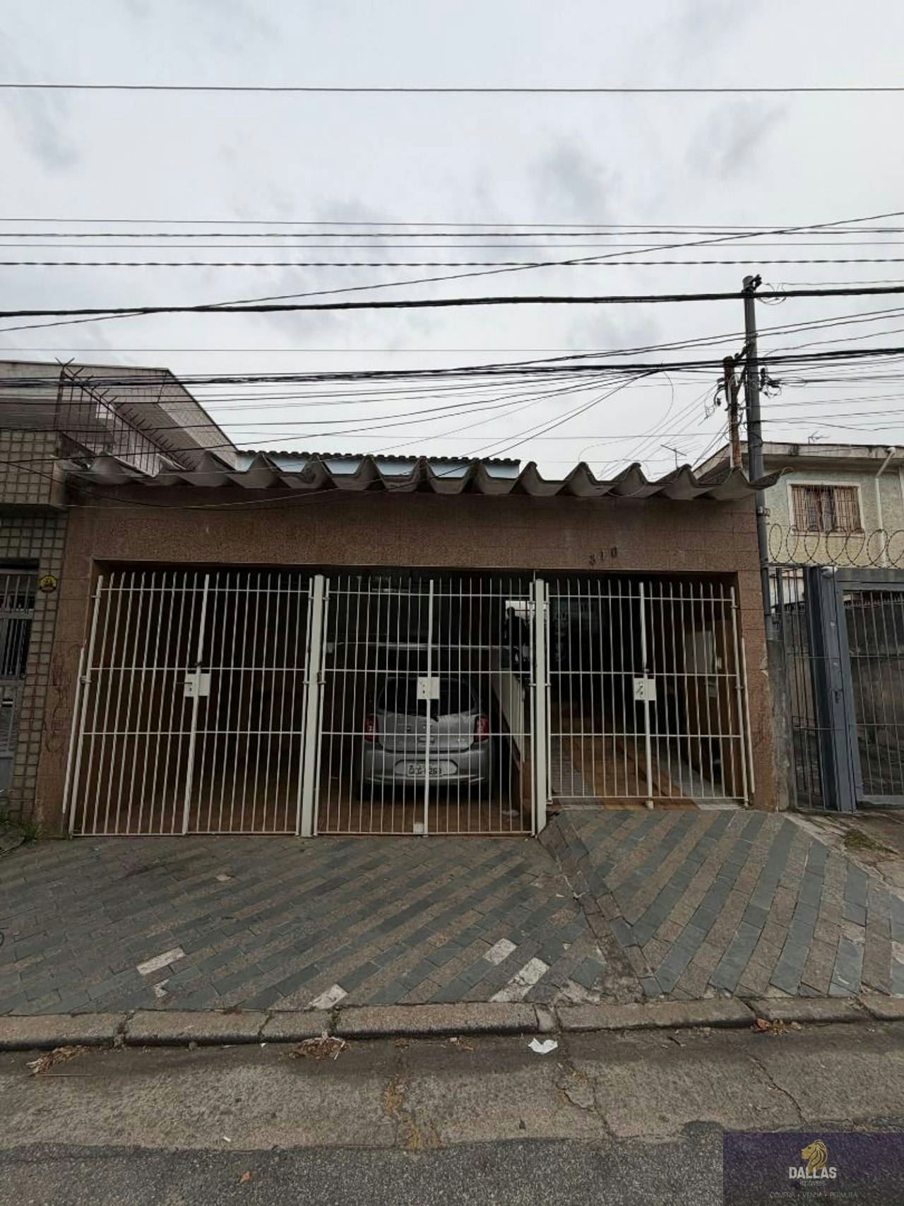 Casa em Vila Carrão - 262m² | 3 dormitórios | 3 vagas