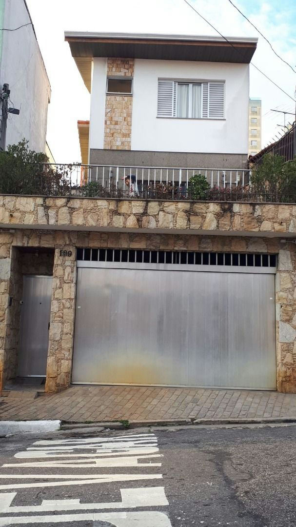Sobrado em Parque Tomas Saraiva - 175m² | 2 dormitórios | 2 vagas