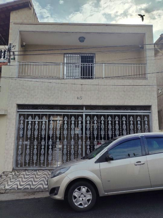 Sobrado em Vila Ema - 140m² | 3 dormitórios