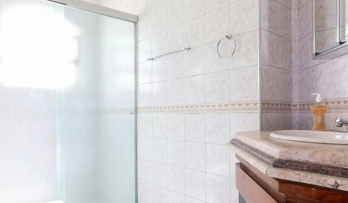 Sobrado em Vila Santa Virginia - 260m² | 4 dormitórios | 6 vagas - miniatura 5