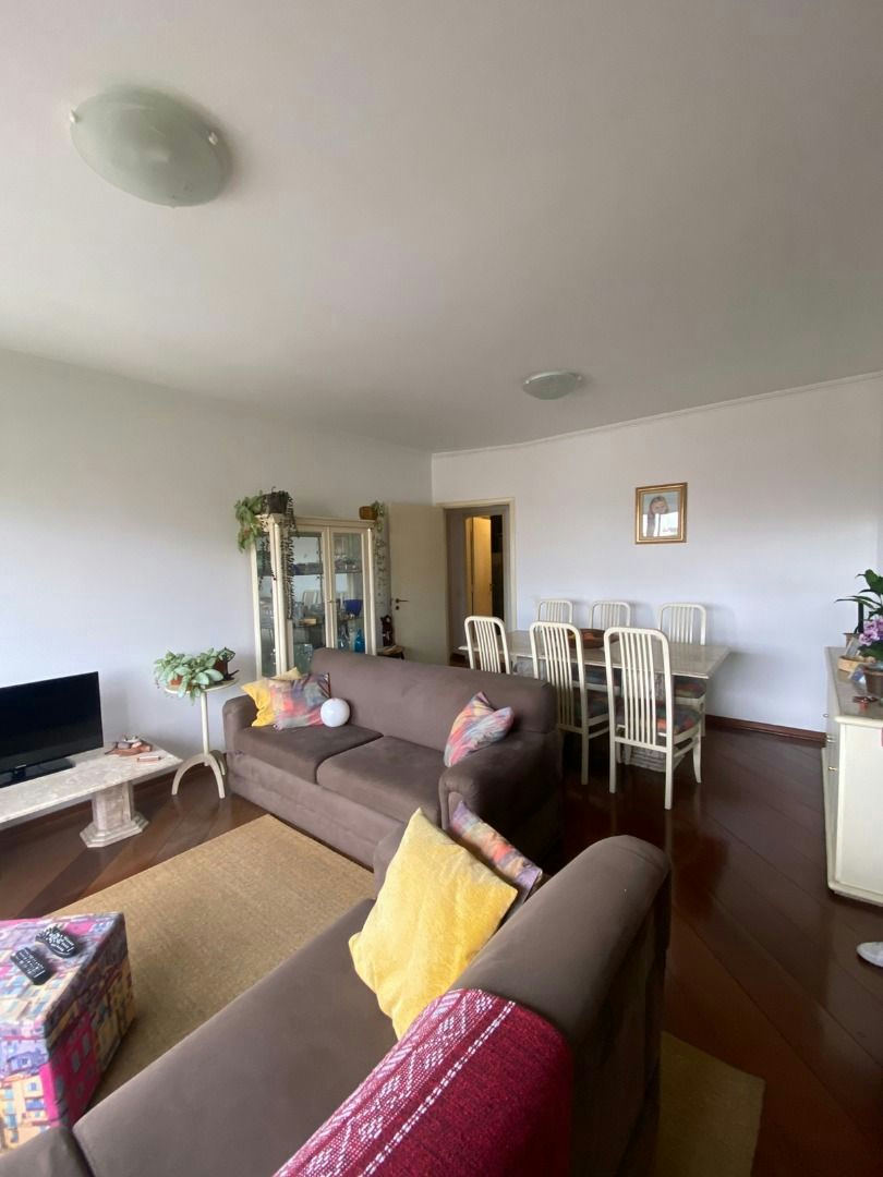 Apartamento em Cerâmica - 108m² | 4 dormitórios | 2 vagas
