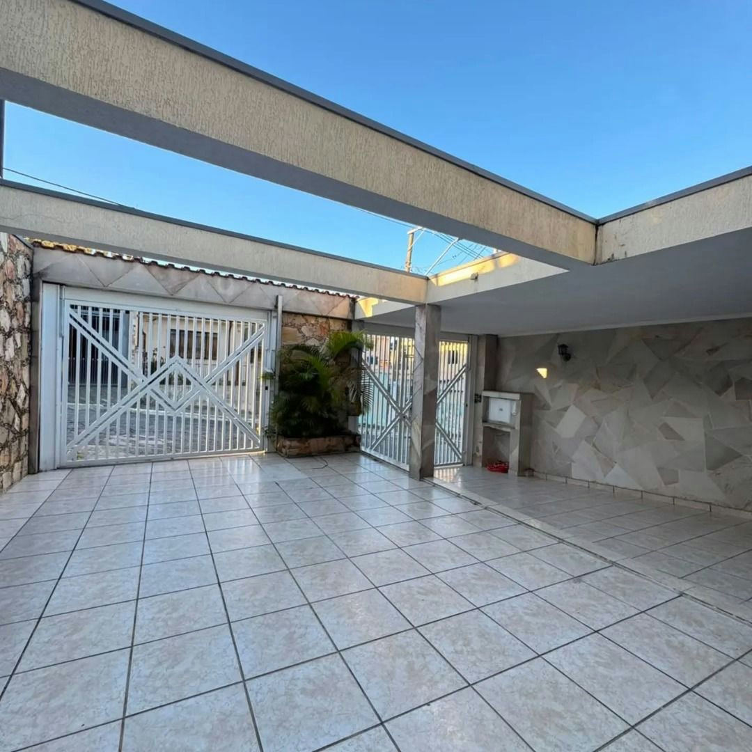 Sobrado em Vila Ivone - 150m² | 3 dormitórios | 4 vagas - miniatura 2