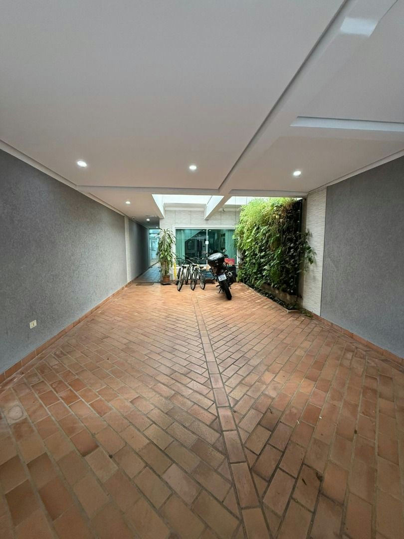 Sobrado em Vila Bertioga - 170m² | 3 dormitórios | 4 vagas - miniatura 2