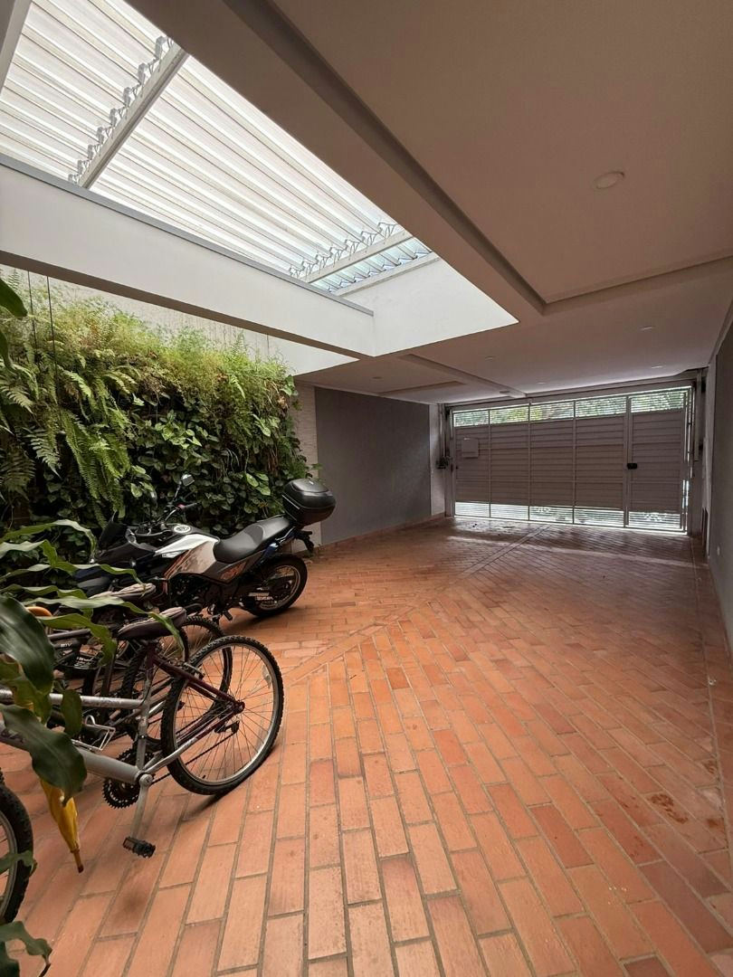 Sobrado em Vila Bertioga - 170m² | 3 dormitórios | 4 vagas - miniatura 3