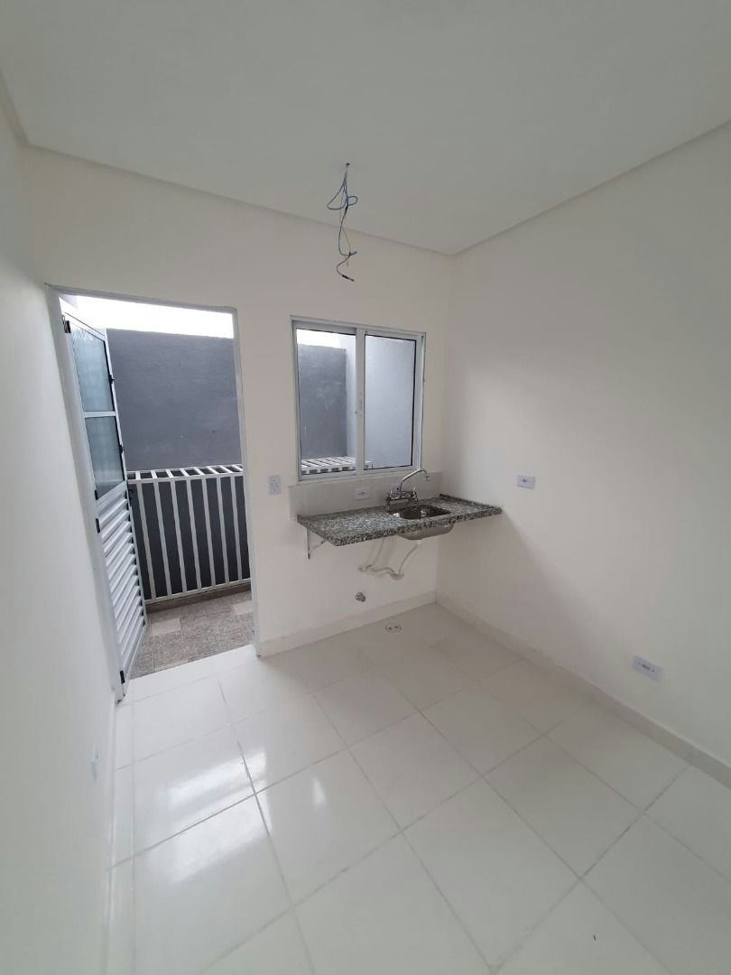 Apartamento em Vila Paulo Silas - 33m² | 1 dormitório - miniatura 3