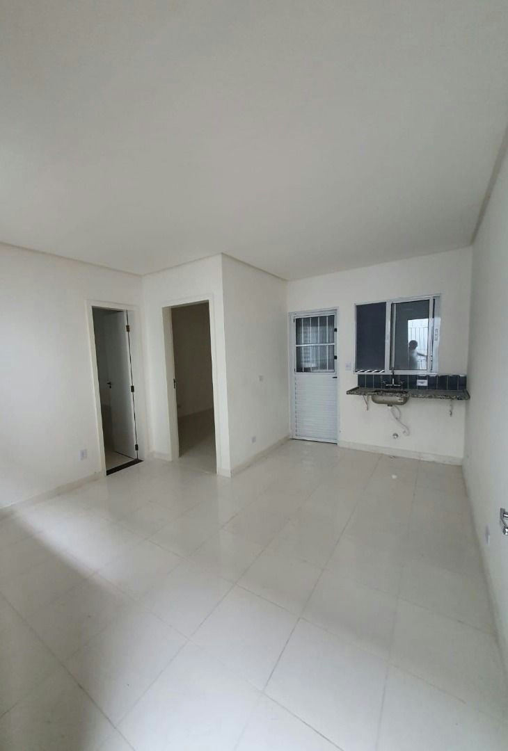 Apartamento em Vila Paulo Silas - 33m² | 1 dormitório - miniatura 2