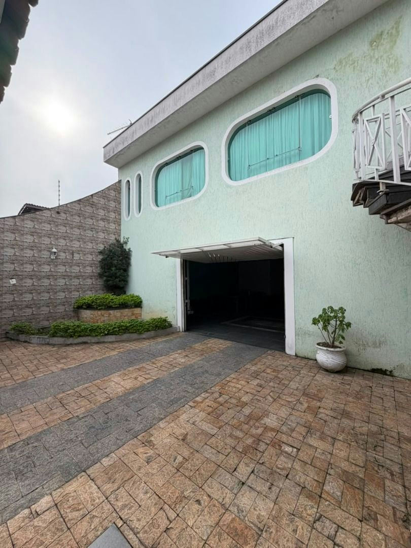 Sobrado em Parque Sevilha - 382m² | 3 dormitórios | 10 vagas - miniatura 2